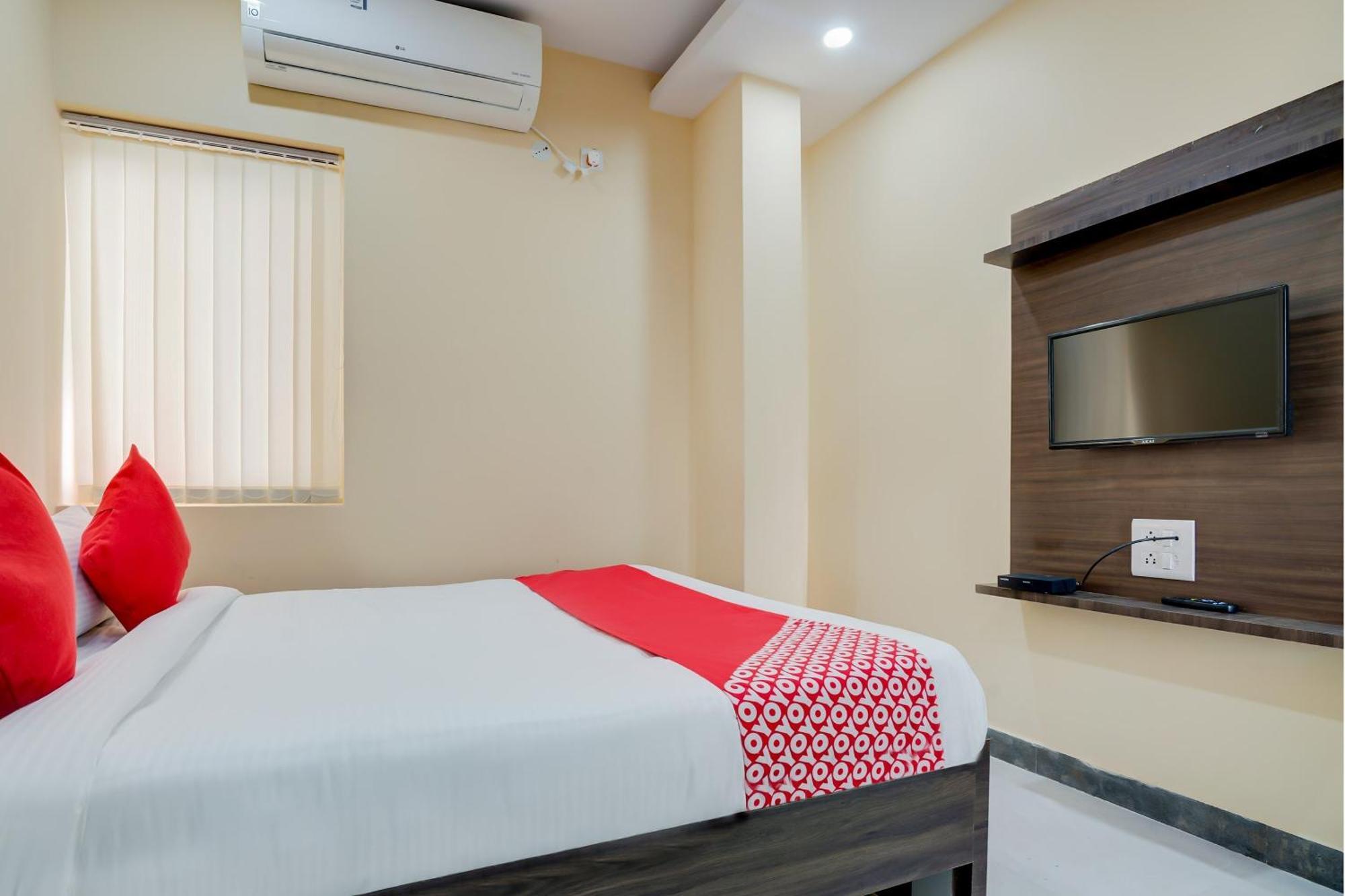 Hotel O Alekhya Residency Cafe Bahar Sururnagar Exterior photo