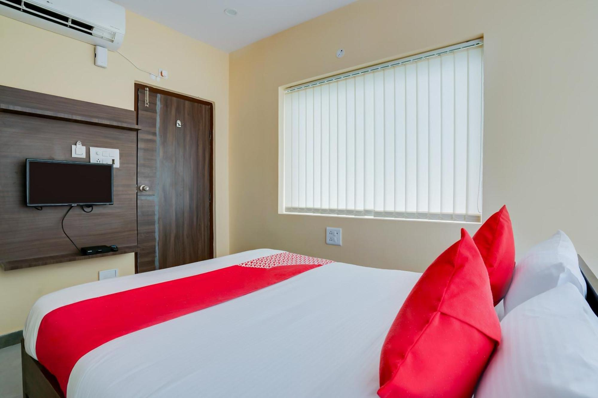 Hotel O Alekhya Residency Cafe Bahar Sururnagar Exterior photo