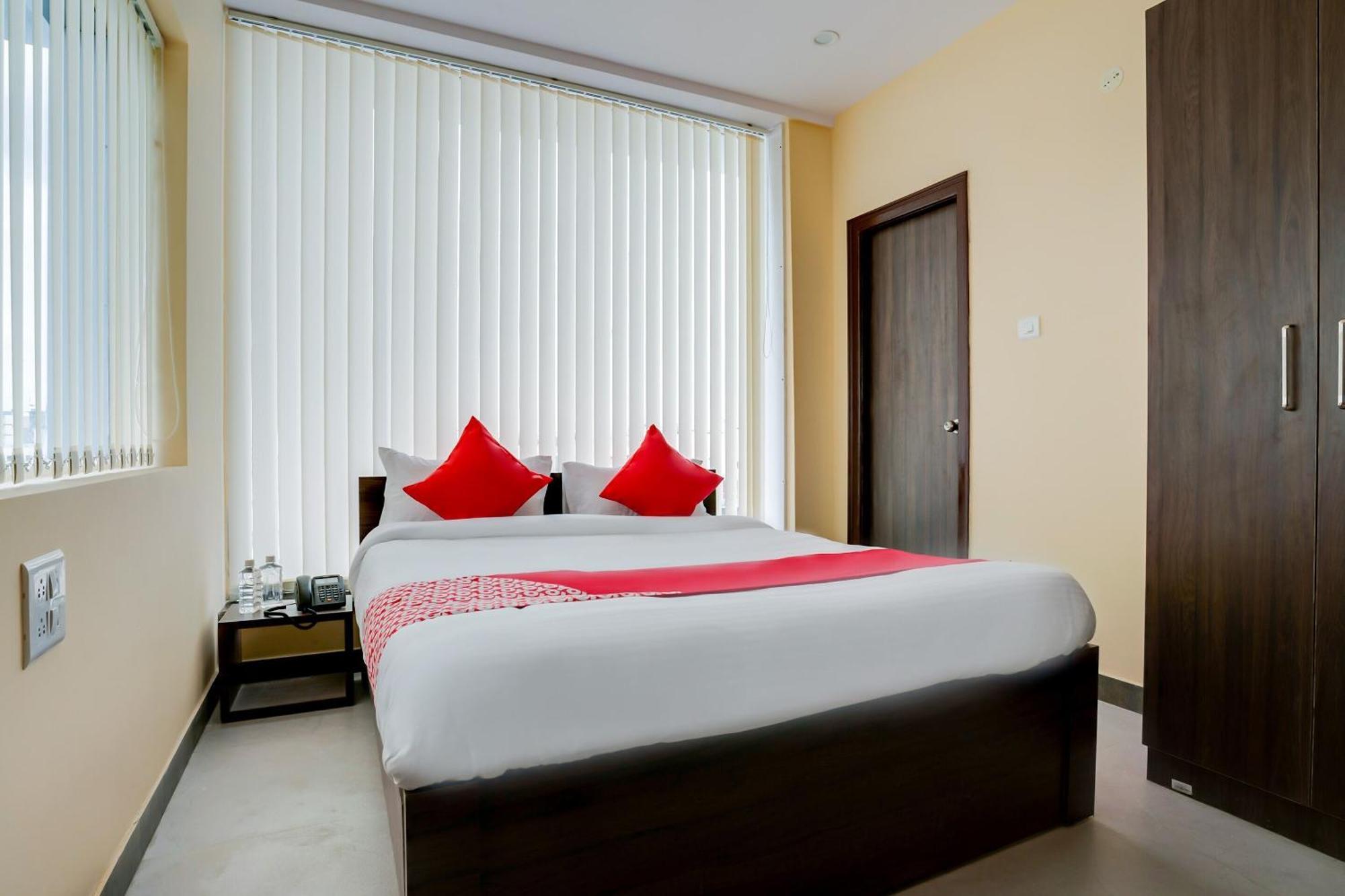 Hotel O Alekhya Residency Cafe Bahar Sururnagar Exterior photo