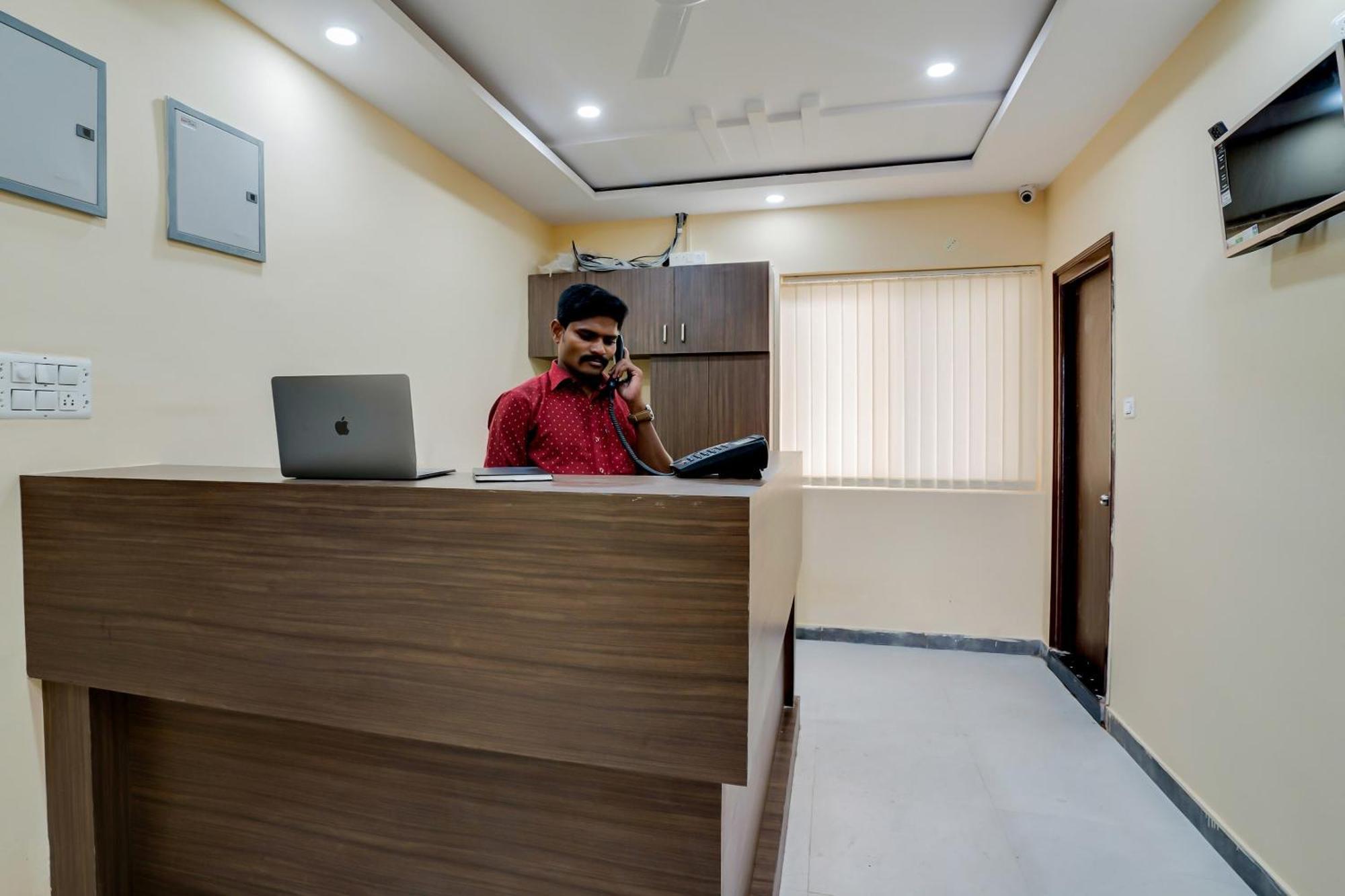 Hotel O Alekhya Residency Cafe Bahar Sururnagar Exterior photo
